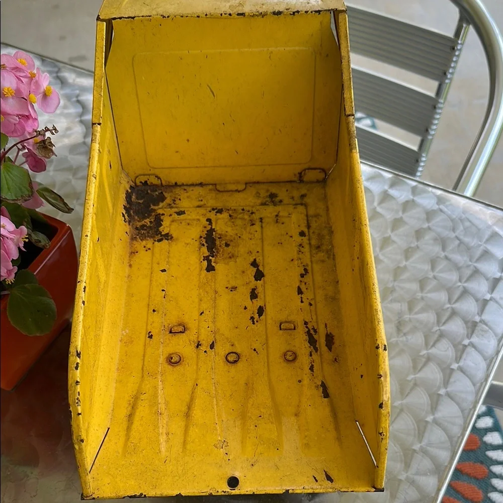 Vintage Nylint Yellow Jumbo Dump Truck Toy - Picture 4 of 12